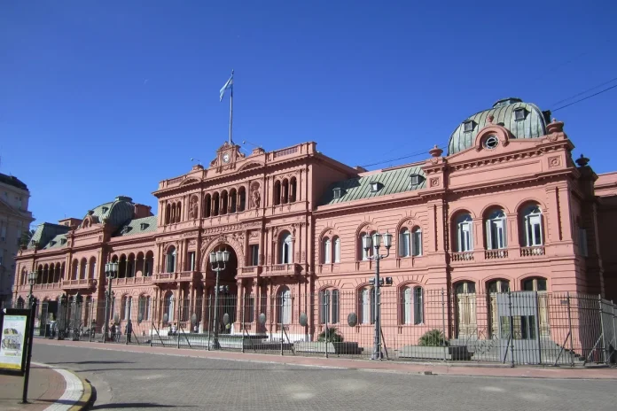 CASA ROSADA