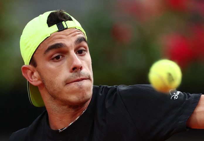 Francisco Cerúndolo y Camilo Ugo Carabelli van por la tercera ronda del Masters 1000 de París