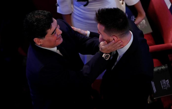 La historia de la última charla sin intermediarios entre Maradona y Messi: la emocionante frase con la que se despidió Diego