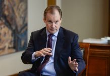 Causa Securitas: los chats que mencionan a dos funcionarios cercanos a Gustavo Bordet