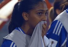 Drama en el fútbol asiático: una jugadora de 15 años se desplomó en medio de un partido y tuvo que ser internada de urgencia
