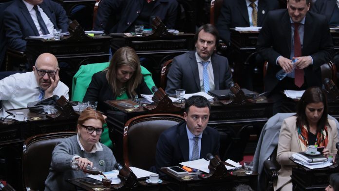 Gráfico interactivo: quiénes fueron los diputados más “rebeldes” y cuál fue el bloque más cercano al Gobierno
