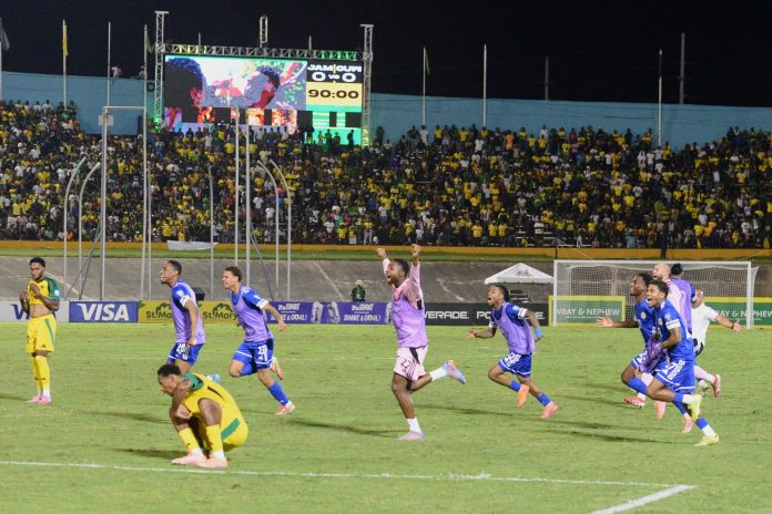 La increíble historia de la selección del país menos poblado que jugará por primera vez una Copa del Mundo: la euforia tras la clasificacion