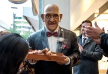 Don Rojas, el icónico vendedor de cubanitos, tuvo su merecido homenaje a un año de su partida