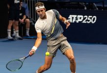 Tomás Etcheverry debutó con un triunfo en el ATP de Atenas, el torneo organizado por la familia Djokovic