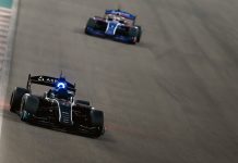 Un auto controlado por inteligencia artificial venció a Daniil Kvyat, expiloto de la Fórmula 1