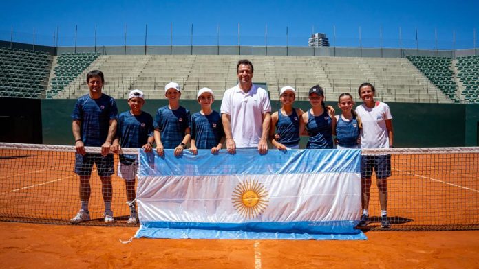 Un viaje cargado de ilusión: la Selección Argentina Sub 12 de tenis ya está en Lima para jugar el Mundialito