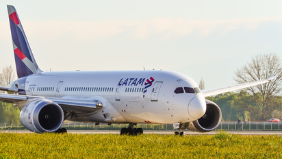 1765638082665-image-1-1