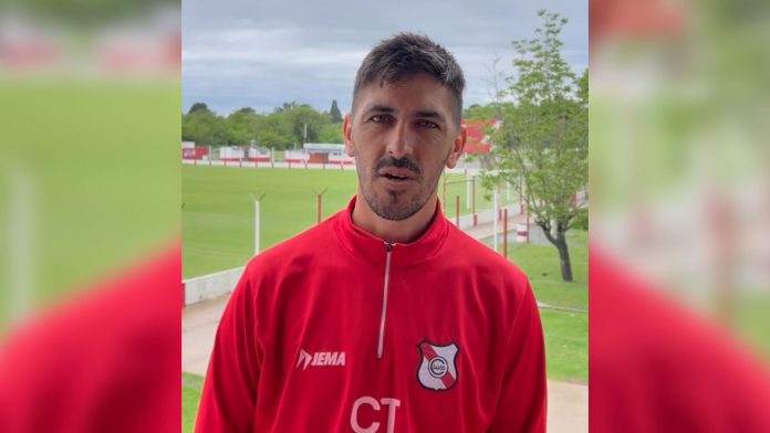 Conmoción en el fútbol argentino: declararon la “muerte cerebral” de Santiago Fredes, DT y leyenda de Luján, de 35 años