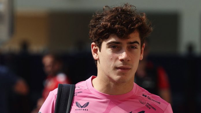 Del divertido cruce con la presentadora de la F1 a la broma con Gasly por el recuerdo del Mundial: el show de Colapinto en Abu Dhabi