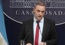 El Gobierno aclaró que la reforma laboral no incluye cambios en las cajas sindicales: “Eso quedará para una segunda ley”