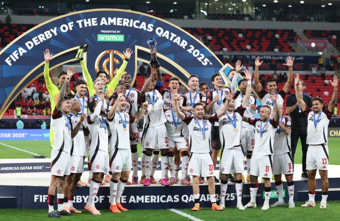El grosero error del argentino Piovi que le costó la derrota a su equipo ante Flamengo en la Copa Intercontinental