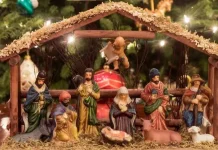 Primero el pesebre, después el Arbolito de Navidad