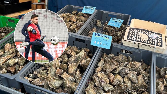 La nueva vida de un ex arquero de la selección de Francia como productor de ostras: “El boca a boca funciona, es la mejor publicidad”