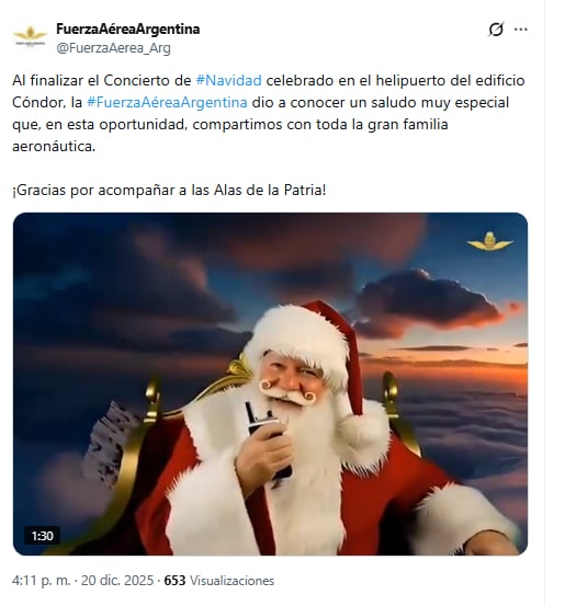 Papá Noel llega con su trineo en F-16: el curioso saludo navideño de la Fuerza Aérea