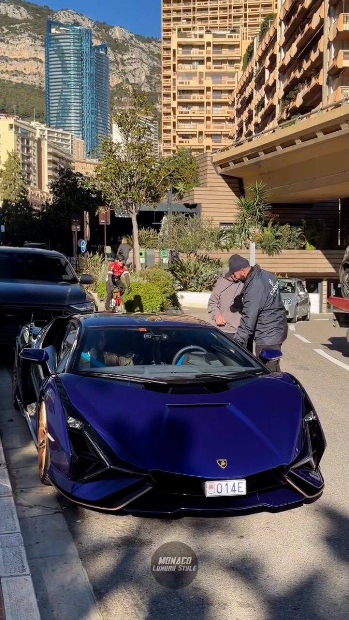 El espectacular y exclusivo superdeportivo que manejó una figura de la Fórmula 1 en Mónaco: solo hay 63 en el mundo