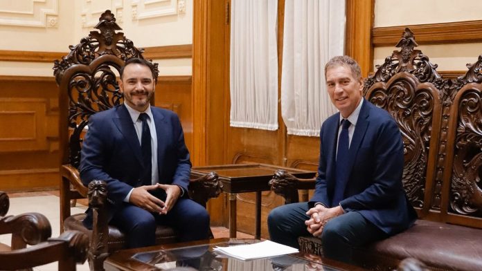 El gobernador de Corrientes postergó la definición sobre el apoyo a la reforma laboral que impulsa el Ejecutivo