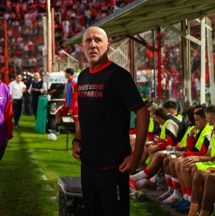 Insólito: tras dos fechas del Torneo Apertura, ya echaron a un entrenador por perder los primeros partidos