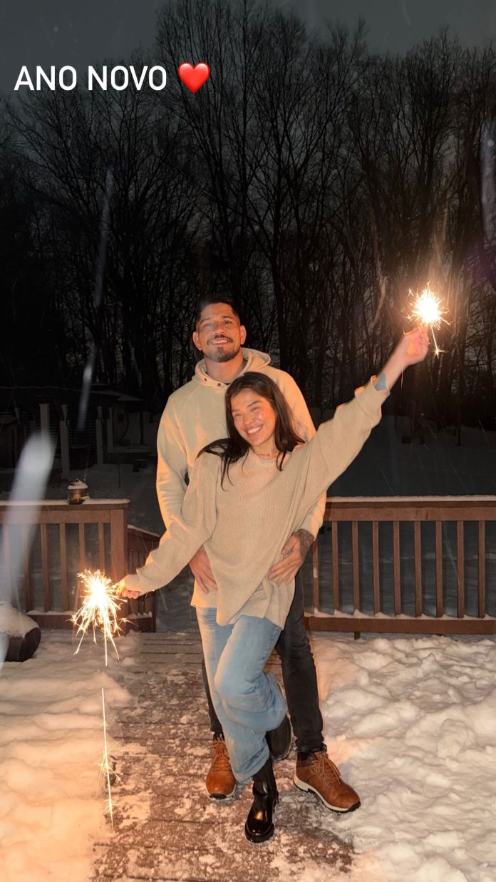 La sorprendente historia de amor entre dos estrellas de la UFC: el apasionado beso que confirmó la relación