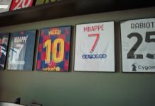 Pierre Gasly mostró el museo que tiene en su casa y su gran colección de camisetas de fútbol