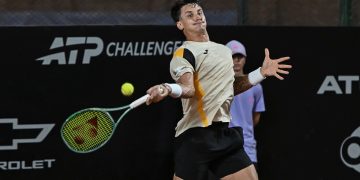 Camilo Ugo Carabelli y Juan Manuel Cerúndolo avanzaron sin problemas y se enfrentarán en semis del Rosario Challenger