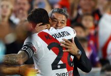 El gesto de Martínez Quarta con Gallardo luego de marcarle un gol a Banfield en la despedida del técnico de River Plate