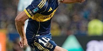 El mensaje de Edinson Cavani después de ser silbado en la Bombonera tras el empate de Boca Juniors y Racing