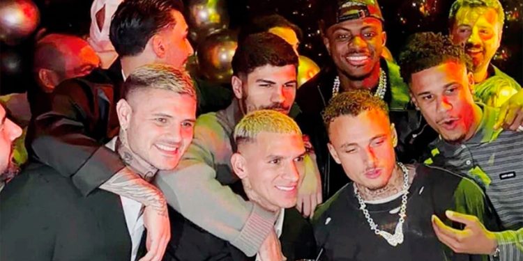 El video de Mauro Icardi con un juguete sexual en una fiesta que desató la polémica en Turquía: “Esto es inmoral”