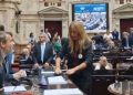 Florencia Carignano reivindicó su actitud durante la sesión por la reforma laboral: “Lo volvería a hacer”