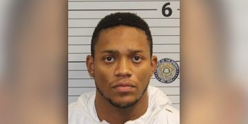 Fue uno de los mejores jugadores de su generación, ganó el Super Bowl y fue detenido acusado de asesinar a su pareja