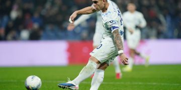 Pecho y zurdazo: el grito de Lautaro Martínez en la goleada del Inter de Milán, líder de la Serie A de Italia