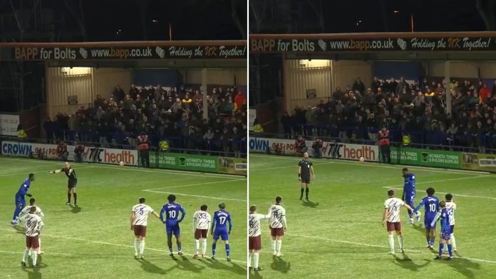 Tenía un penal a favor, pero por un insólito error terminó en tiro libre para el rival: “Nunca había visto nada parecido”