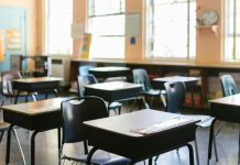 La Batalla por la Atención: Cuando el aula se convierte en un campo de batalla donde nadie gana