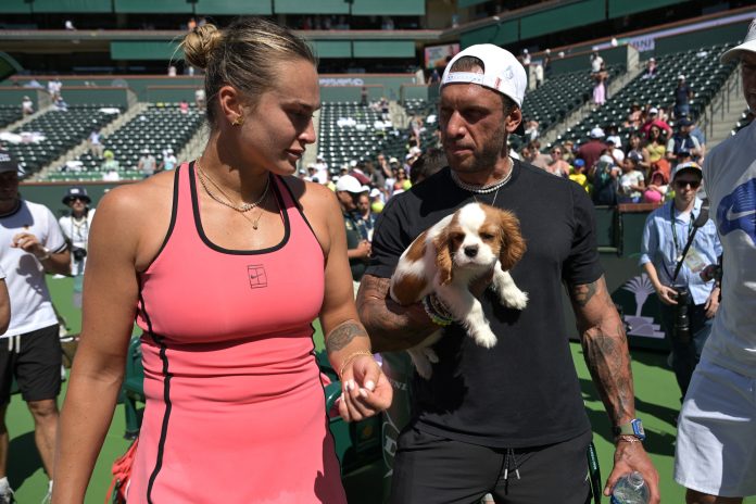 Con el anillo como protagonista, la especial dedicatoria de Aryna Sabalenka a su prometido tras coronarse en Indian Wells