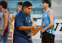 De trabajar como cajero en México a convertirse en el DT más joven del básquet argentino con 22 años: “La mejor decisión que tomé”