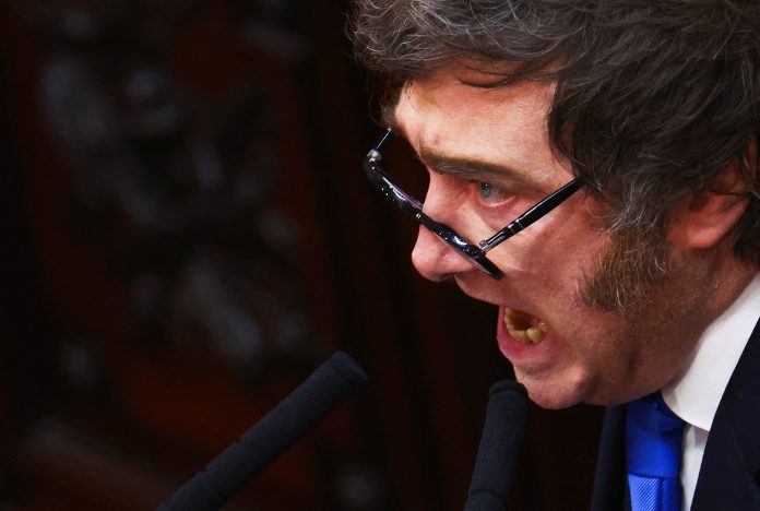 El cruce entre el Gordo Dan y Bregman y la reacción del kirchnerismo a los dardos de Milei: todo lo que no se vio de la Asamblea Legislativa