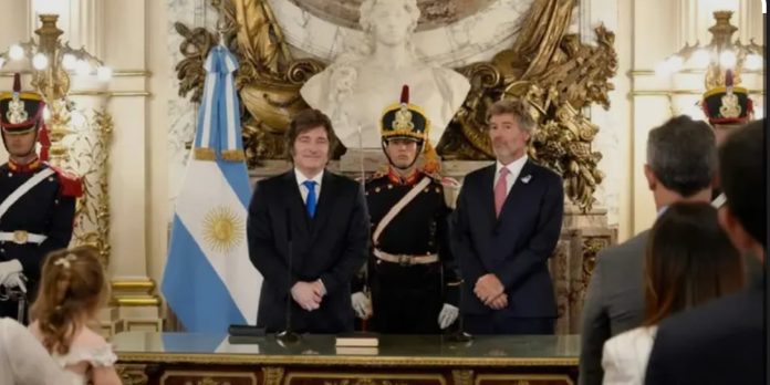 El Poder Ejecutivo avanza con los nombramientos judiciales y envía más de 50 pliegos al Senado