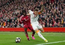 Escándalo: un jugador de Galatasaray sufrió una grave lesión tras quedar atrapado en un cartel, fue operado de urgencia y el club hará una demanda