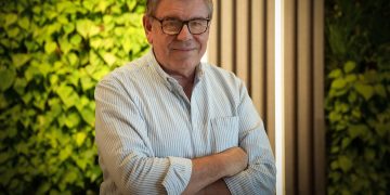 Fangio, Senna, Reutemann y Colapinto, en las memorias de Fernando Tornello, la voz de la Fórmula 1