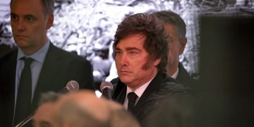 Javier Milei en acto por el aniversario del atentado a la embajada de Israel: “Un cobarde ataque del terrorismo iraní”