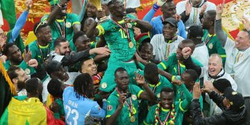 Las preguntas de Senegal luego de que le quitaran el título de la Copa Africana de Naciones: ¿Deberá devolver el trofeo y el dinero del premio?