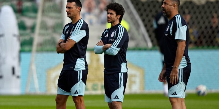 Lionel Scaloni dio a conocer la última lista de la selección argentina antes del Mundial 2026 con varias sorpresas