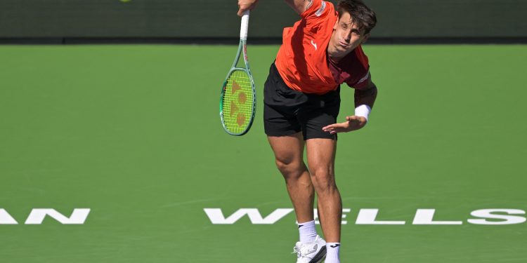 Masters 1000 de Indian Wells: Camilo Ugo Carabelli debutó con una victoria y Mariano Navone cayó en un partidazo