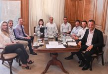 Paquete de reformas: Adorni vuelve a activar a la mesa política y se define el primer envío de proyectos al Congreso