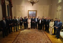 “Prendemos velas”: con las cuentas en rojo, algunos gobernadores coquetean con un pacto fiscal, pero el Gobierno les pide que bajen impuestos