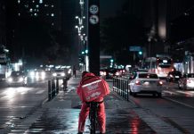 Productividad, cuidados y democracia: lo que el progresismo necesita dejar de soñar