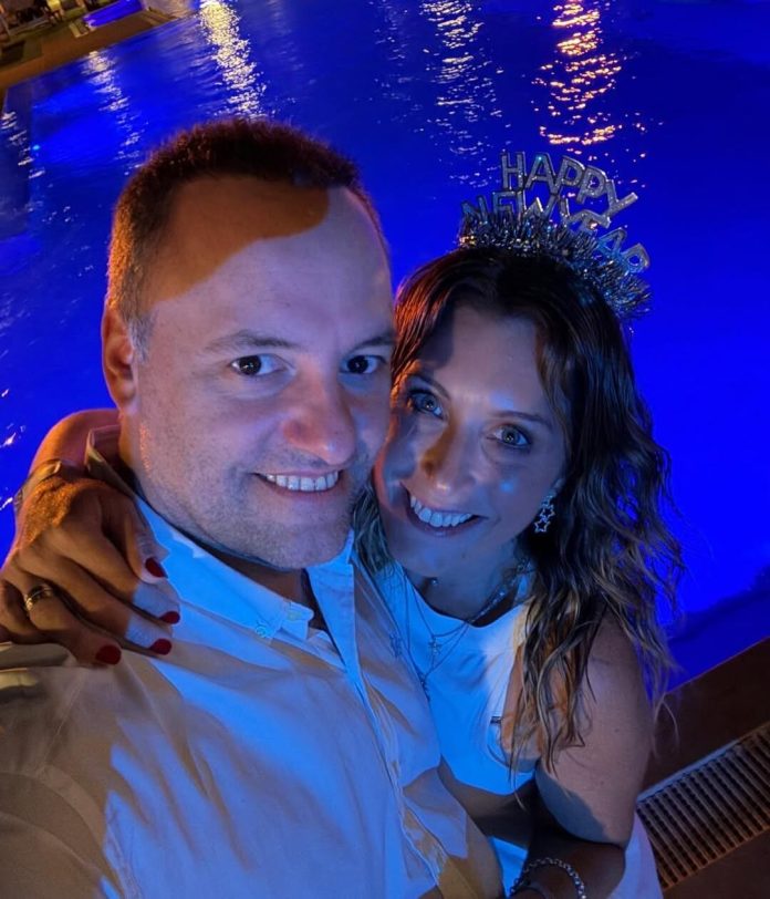 “Adorni políticamente es un sujeto muerto, terminado”, aseguró el biógrafo de Javier Milei