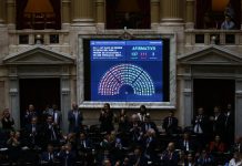 El gobernador de Neuquén justificó la abstención en la votación de la Ley de Glaciares: “Había que hacer un estudio más profundo”