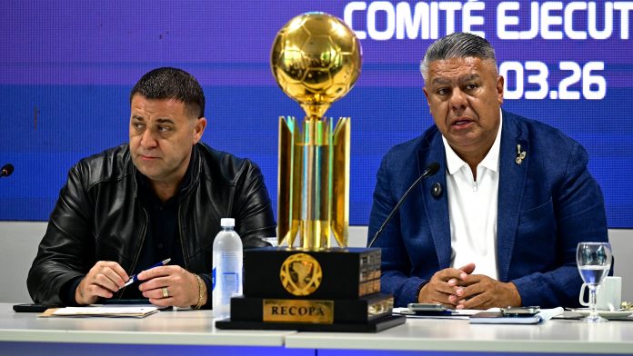 Escándalo en la AFA: la Justicia revela desvíos millonarios y pagos a la empresa ligada a Tapia y Toviggino