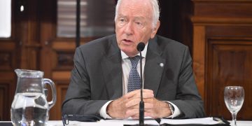 La Comisión de Acuerdos respaldó la continuidad de Carlos Mahíques como juez de Casación Penal